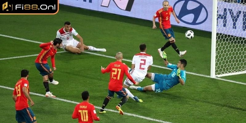 Dành thời gian quan sát toàn bộ diễn biến trận đấu